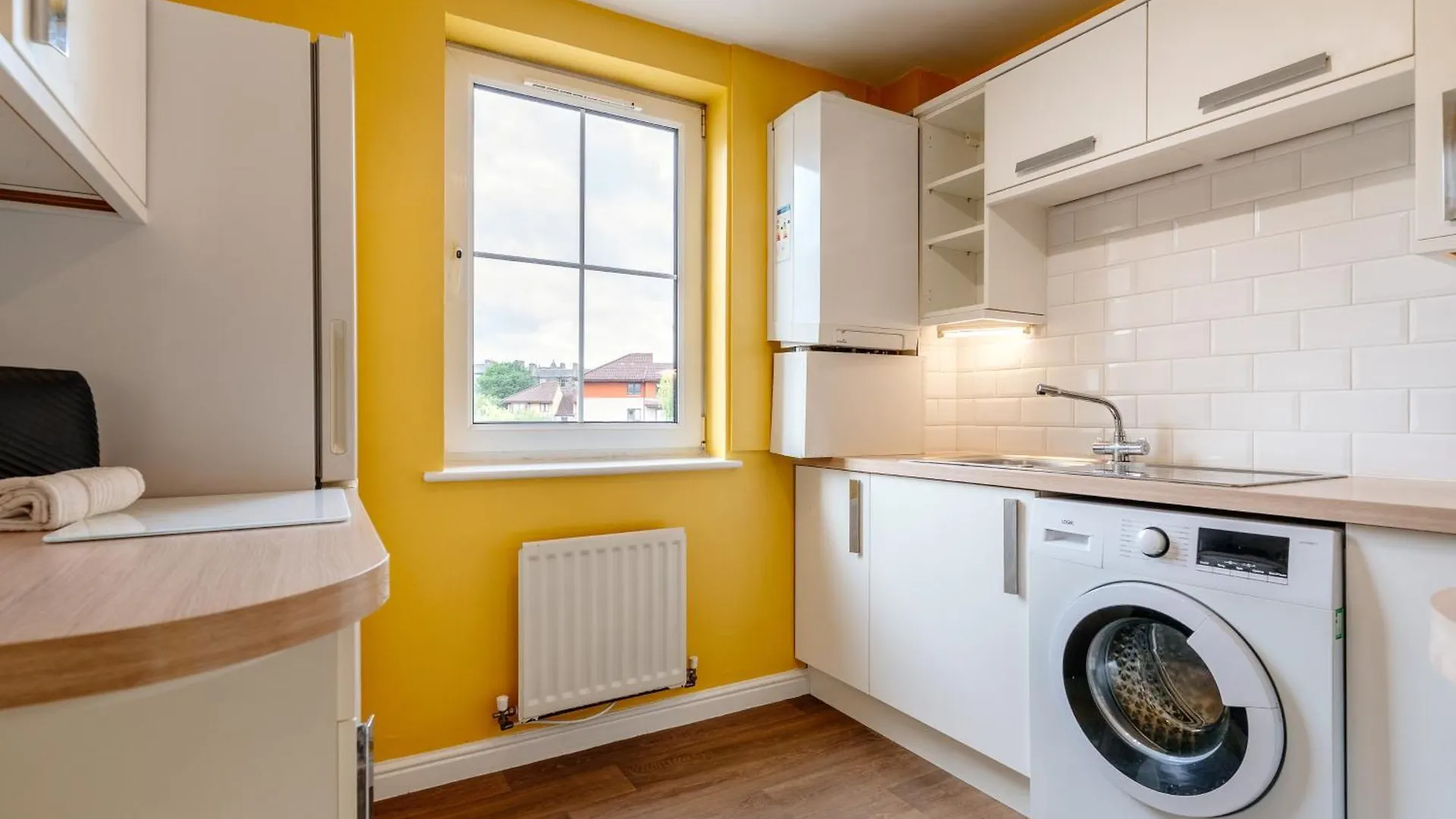 アパート エディンバラChic 2-Bed Near Centreアパートメント イギリス